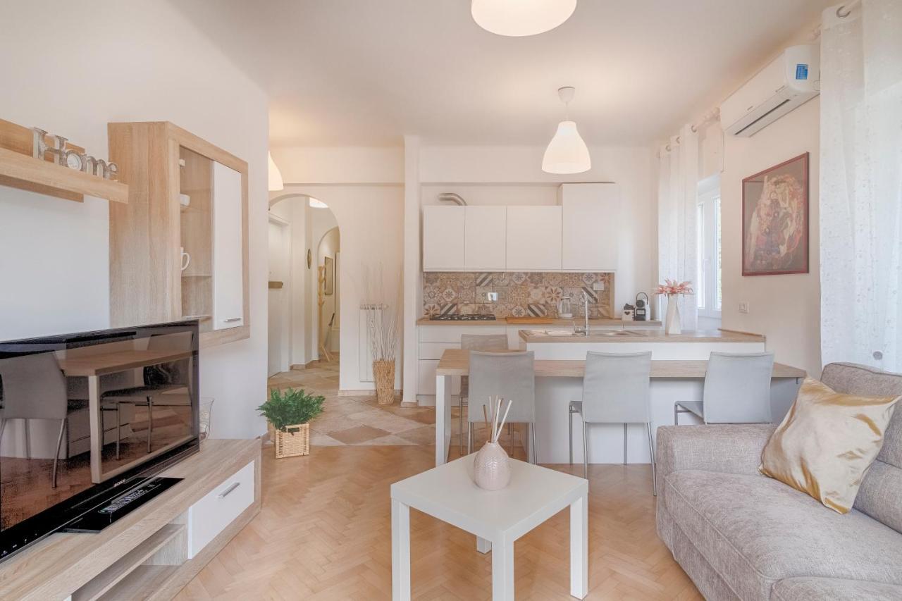 Ferienwohnung La Fine Del Mondo Triest Exterior foto